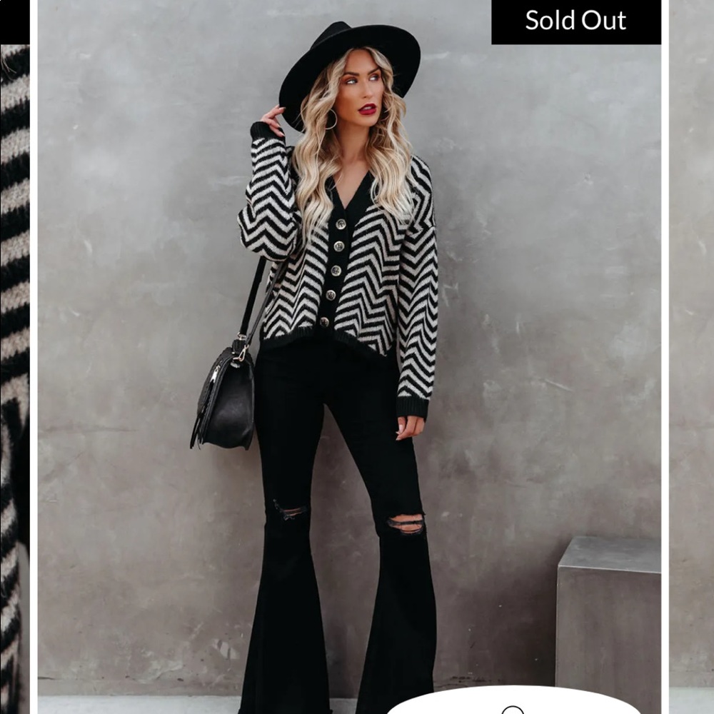 HALSTON BUTTON FRONT CHEVRON KNIT CARDIGAN